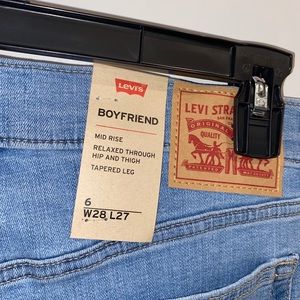 Levi’s Boyfriend Jeans